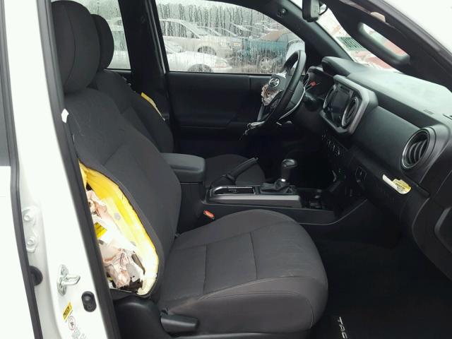 5TFAZ5CN1HX028553 - 2017 TOYOTA TACOMA DOU WHITE photo 5