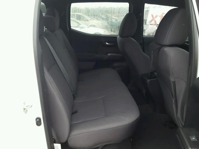 5TFAZ5CN1HX028553 - 2017 TOYOTA TACOMA DOU WHITE photo 6