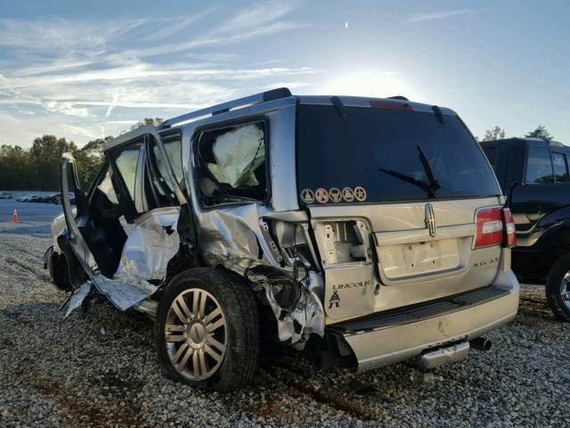 5LMJJ2J50BEJ03912 - 2011 LINCOLN NAVIGATOR Күміс фото 3