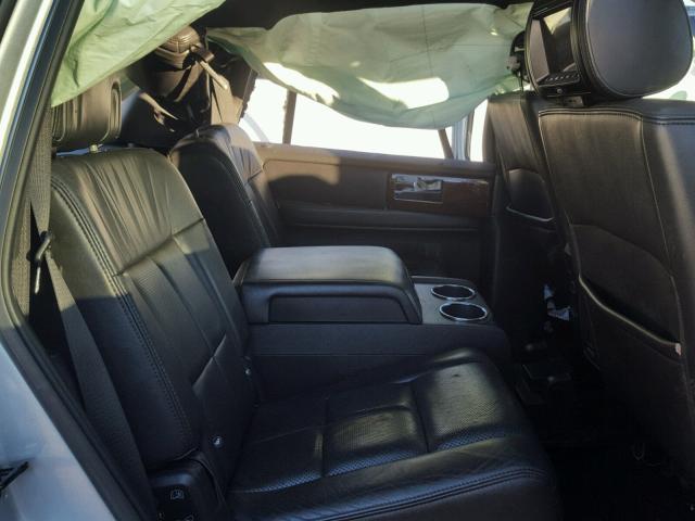 5LMJJ2J50BEJ03912 - 2011 LINCOLN NAVIGATOR Күміс фото 6