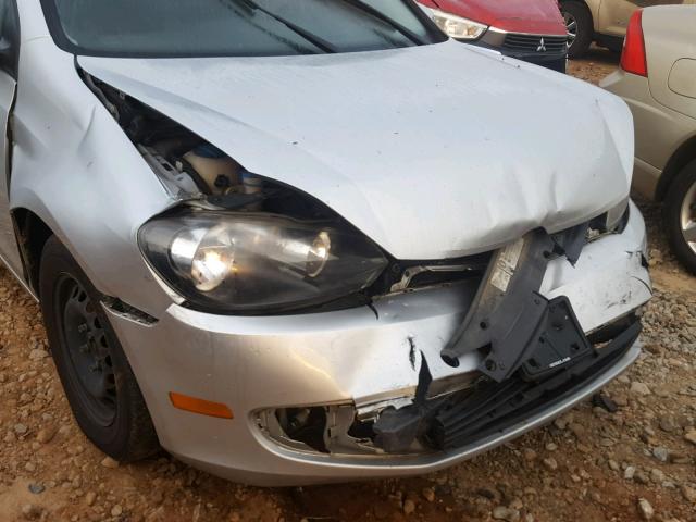 WVWAA7AJ4BW206973 - 2011 VOLKSWAGEN GOLF 银色 照片 9