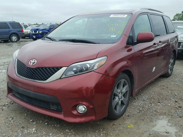 5TDXZ3DC0HS818850 - 2017 TOYOTA SIENNA SE MAROON photo 2