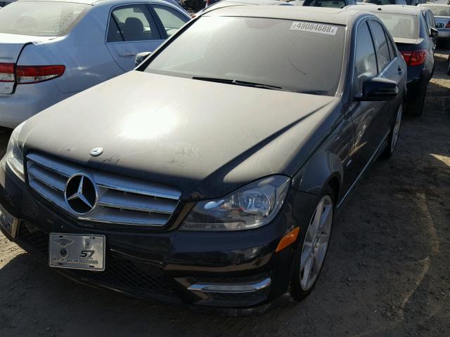 WDDGF4HB1CR213202 - 2012 MERCEDES-BENZ C 250 BLACK photo 2