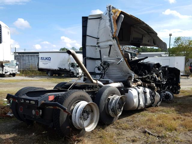 4V4NC9EJ7CN539259 - 2012 VOLVO VN VNL WHITE photo 4