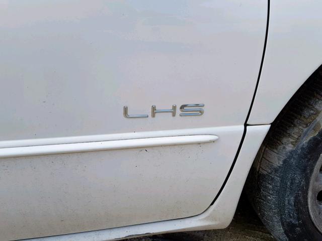 2C3HC56G5XH637679 - 1999 CHRYSLER LHS WHITE photo 9