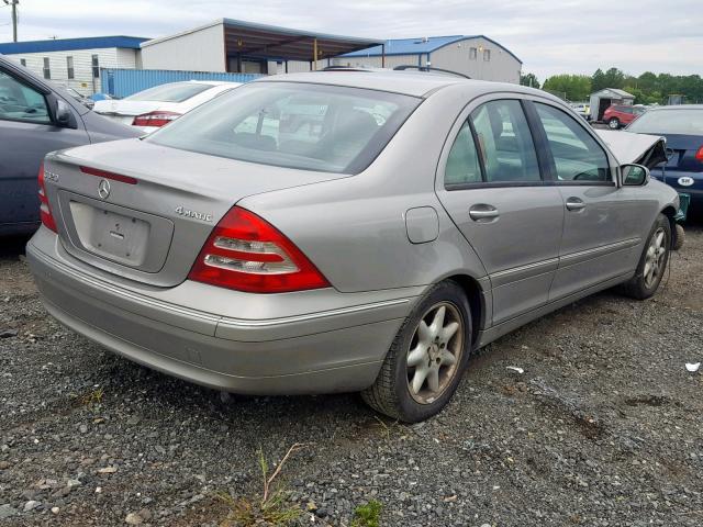 WDBRF84J04F556401 - 2004 MERCEDES-BENZ C 320 4MAT GRAY photo 4