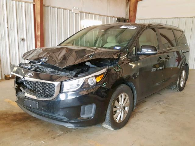 KNDMB5C12F6063684 - 2015 KIA SEDONA LX BLACK photo 2