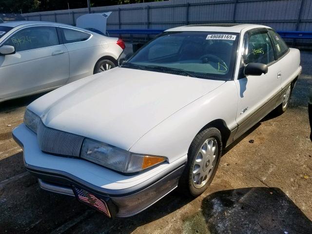 1G4NV15M0SC436109 - 1995 BUICK SKYLARK GR WHITE photo 2