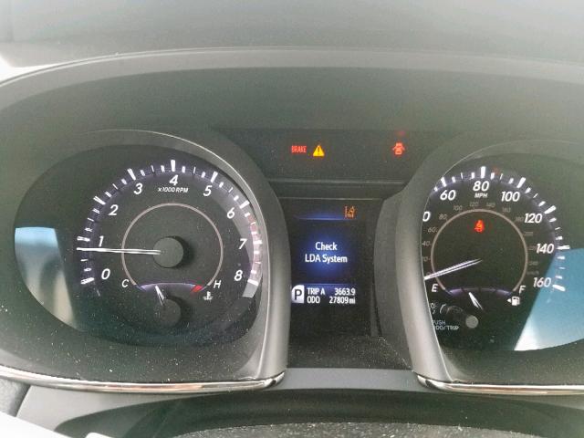 4T1BK1EB8JU286270 - 2018 TOYOTA AVALON XLE SILVER photo 8