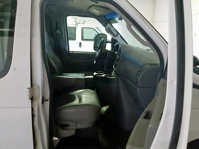 1FTNE24W08DB52530 - 2008 FORD ECONOLINE WHITE photo 5