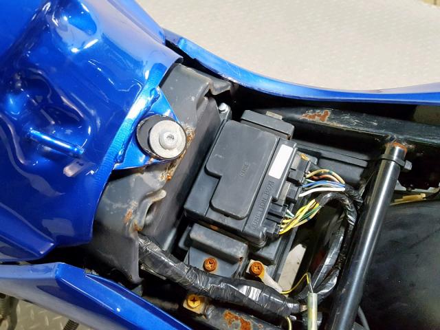 JKAEXVD115A093088 - 2005 KAWASAKI EX500 D BLUE photo 19