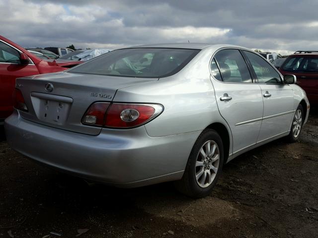 JTHBF30G430110977 - 2003 LEXUS ES 300 SILVER photo 4