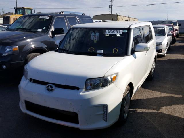 JTLZE4FE3FJ077665 - 2015 TOYOTA SCION XB Ақ фото 2