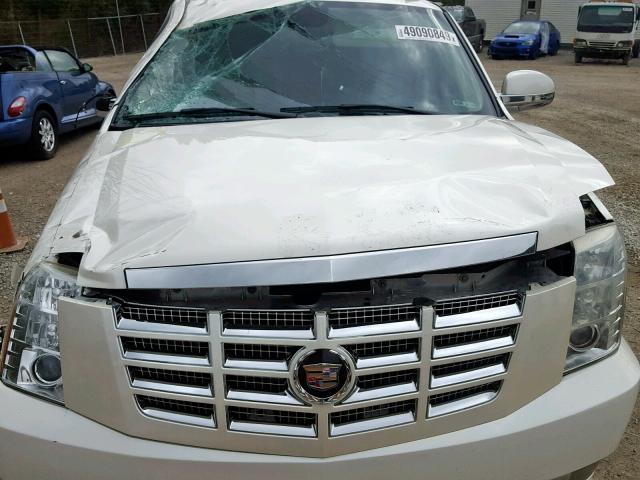 1GYFK63887R327433 - 2007 CADILLAC ESCALADE L WHITE photo 7