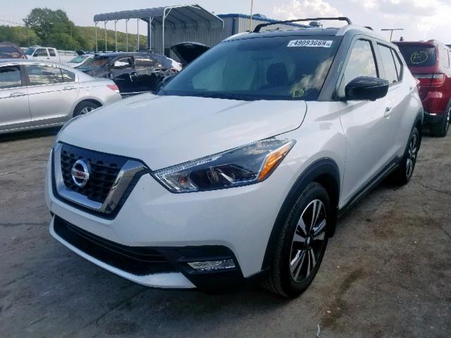 3N1CP5CU4JL541290 - 2018 NISSAN KICKS S WHITE photo 2