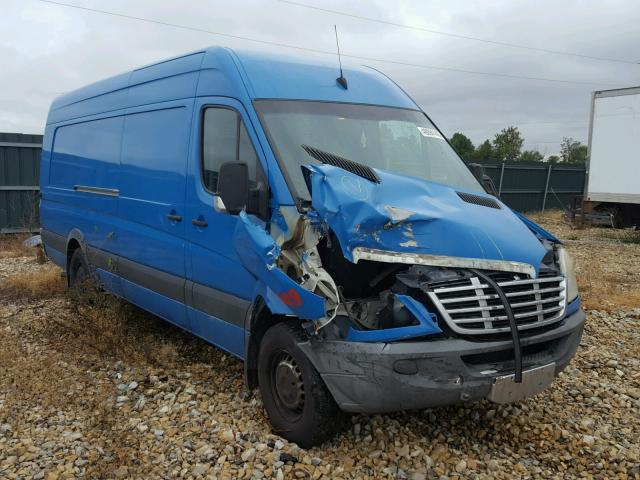 WDYPE845475214172 - 2007 FREIGHTLINER SPRINTER 2 BLUE photo 1