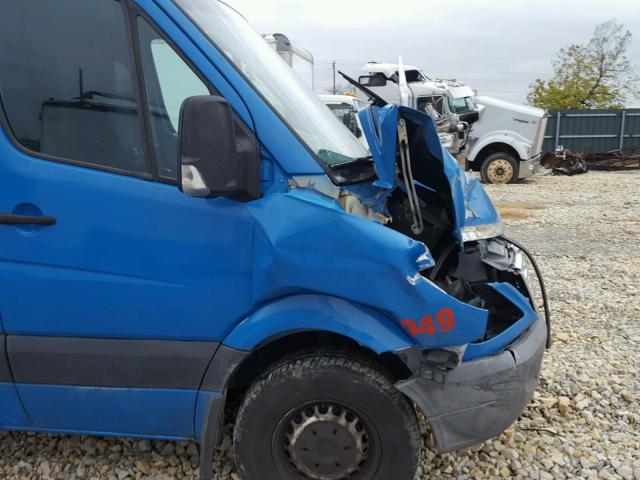 WDYPE845475214172 - 2007 FREIGHTLINER SPRINTER 2 BLUE photo 9