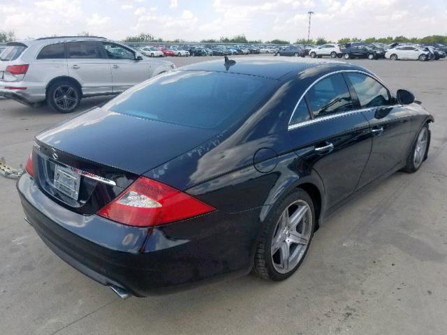 WDDDJ72X78A136140 - 2008 MERCEDES-BENZ CLS 550 BLACK photo 4