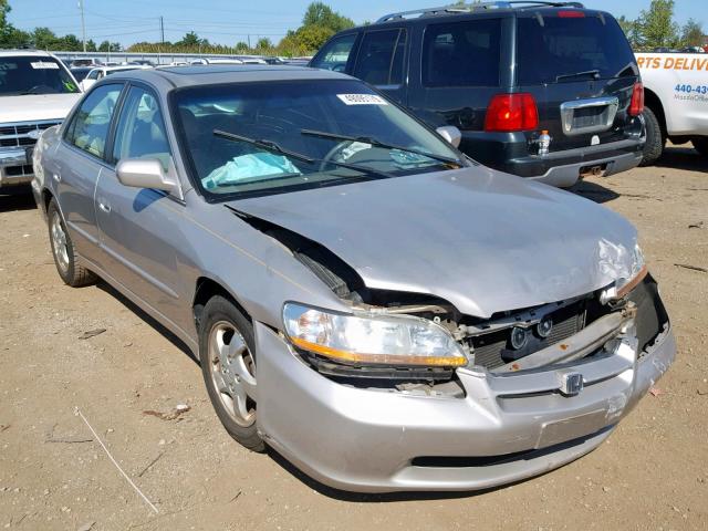 1HGCG5654WA195162 - 1998 HONDA ACCORD EX SILVER photo 1