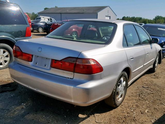 1HGCG5654WA195162 - 1998 HONDA ACCORD EX SILVER photo 4