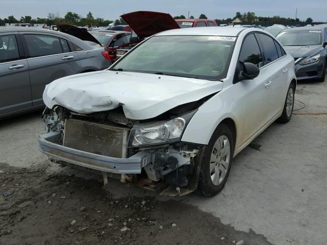 1G1PC5SH9C7263453 - 2012 CHEVROLET CRUZE LS WHITE photo 2