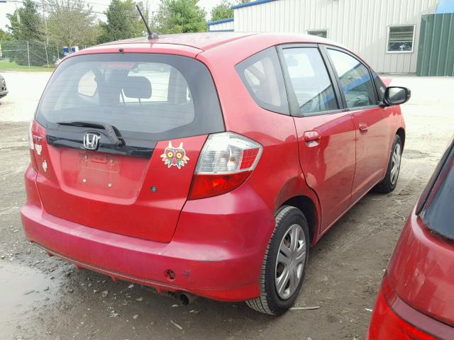 JHMGE8H29AC010609 - 2010 HONDA FIT RED photo 4