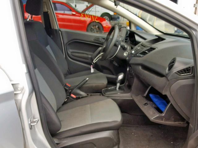 3FADP4TJXGM171280 - 2016 FORD FIESTA S SILVER photo 5