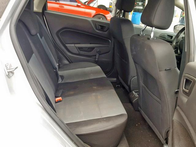 3FADP4TJXGM171280 - 2016 FORD FIESTA S SILVER photo 6