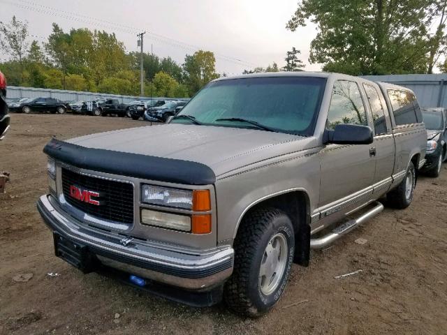 2GTEC19R4W1542588 - 1998 GMC SIERRA C15 BEIGE photo 2