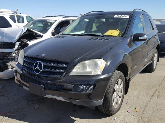 4JGBB86E36A001565 - 2006 MERCEDES-BENZ ML 350 BLACK photo 2