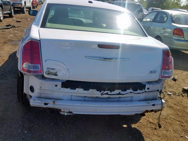 2C3CCARG5EH383659 - 2014 CHRYSLER 300 WHITE photo 9