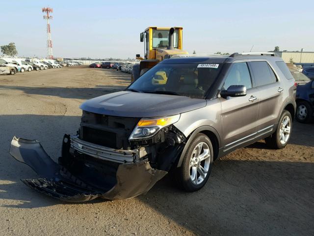 1FMHK8F8XBGA36938 - 2011 FORD EXPLORER L GRAY photo 2