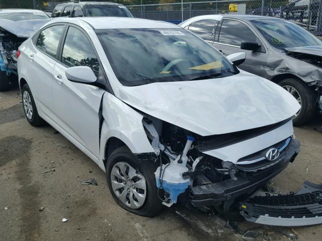 KMHCT4AE1HU358360 - 2017 HYUNDAI ACCENT SE WHITE photo 1