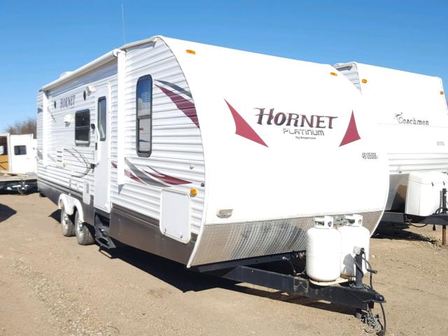 4YDT26R27B7200055 - 2011 KEYSTONE HORNET WHITE photo 1