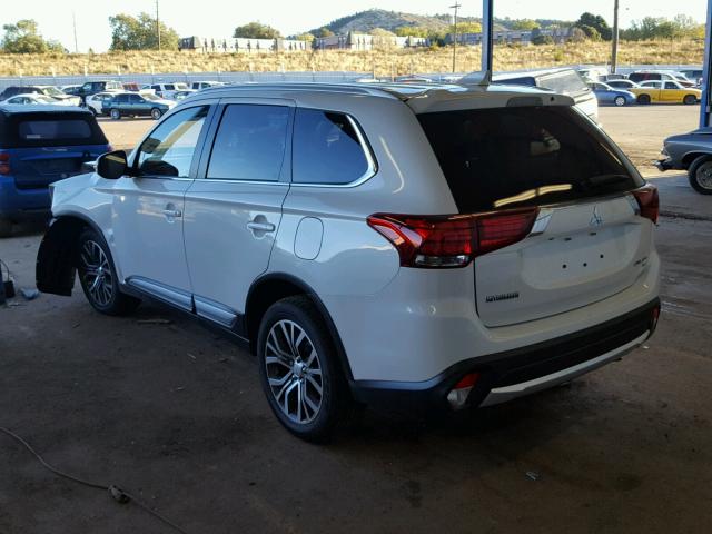 JA4AZ3A36JZ029269 - 2018 MITSUBISHI OUTLANDER WHITE photo 3