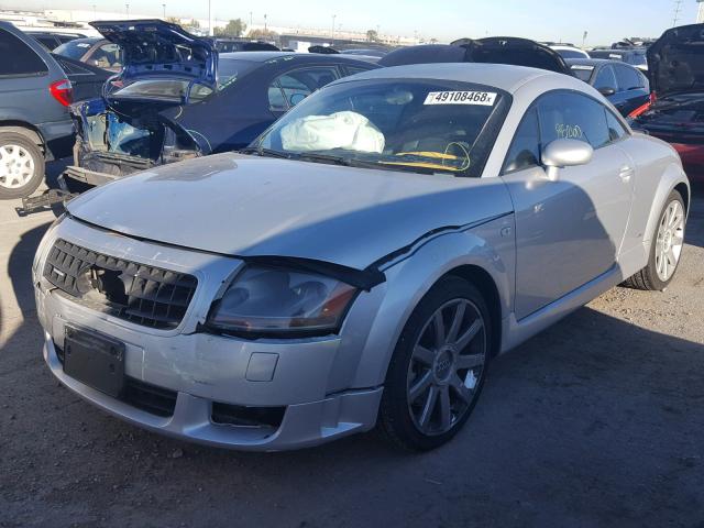 TRUWF28NX41021982 - 2004 AUDI TT 3.2 QUA SILVER photo 2