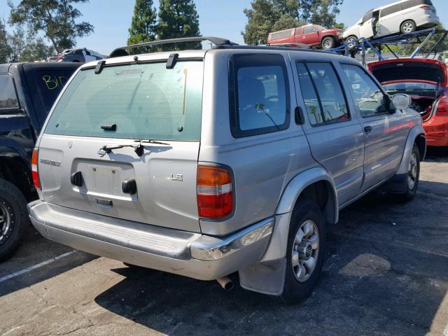 JN8AR05SXXW299562 - 1999 NISSAN PATHFINDER SILVER photo 4