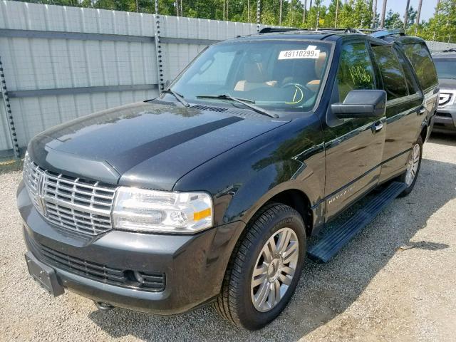 5LMJJ2H53BEJ00900 - 2011 LINCOLN NAVIGATOR BLACK photo 2