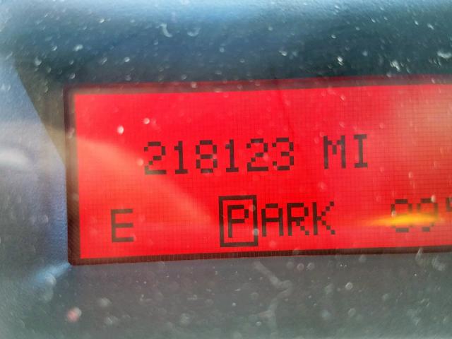 2G2WS522351163404 - 2005 PONTIAC GRAND PRIX SILVER photo 8