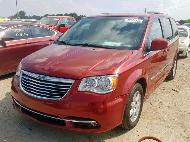 2C4RC1BG1CR362752 - 2012 CHRYSLER TOWN & COU RED photo 2