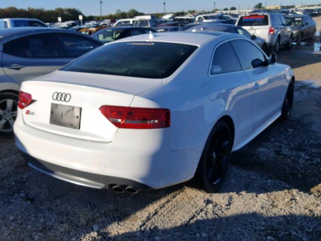 WAUVVAFR1AA002643 - 2010 AUDI S5 PRESTIG WHITE photo 4