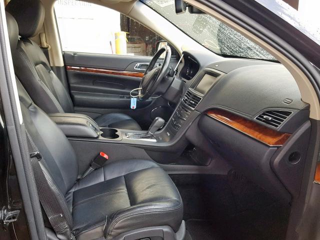 2LMHJ5AT7EBL50219 - 2014 LINCOLN MKT BLACK photo 5