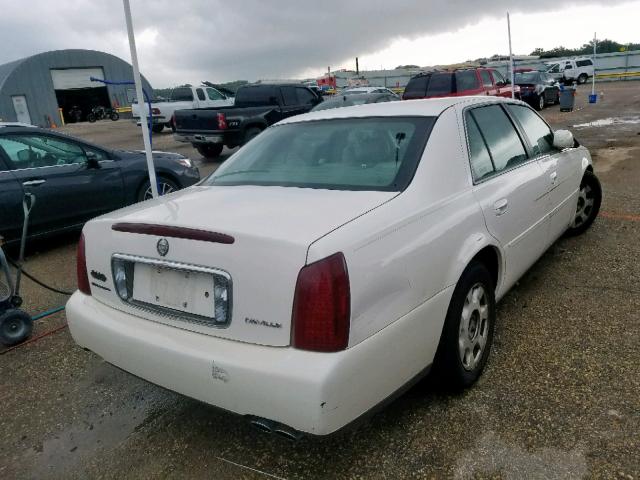 1G6KD54Y2YU337559 - 2000 CADILLAC DEVILLE WHITE photo 4