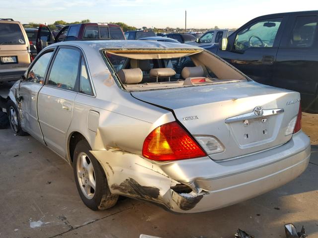 4T1BF28B8YU106303 - 2000 TOYOTA AVALON XL SILVER photo 3