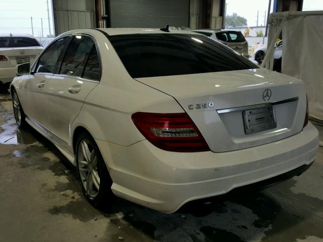 WDDGF4HB1DA747025 - 2013 MERCEDES-BENZ C 250 WHITE photo 3