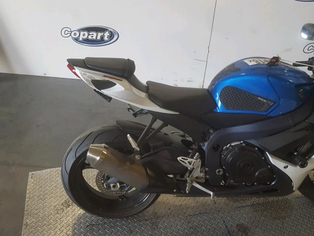 JS1GR7MA2B2100456 - 2011 SUZUKI GSX750 BLUE photo 6