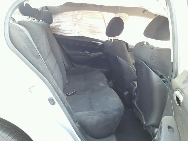 2HGFA1F69BH537443 - 2011 HONDA CIVIC LX-S Արծաթագույն լուսանկար 6