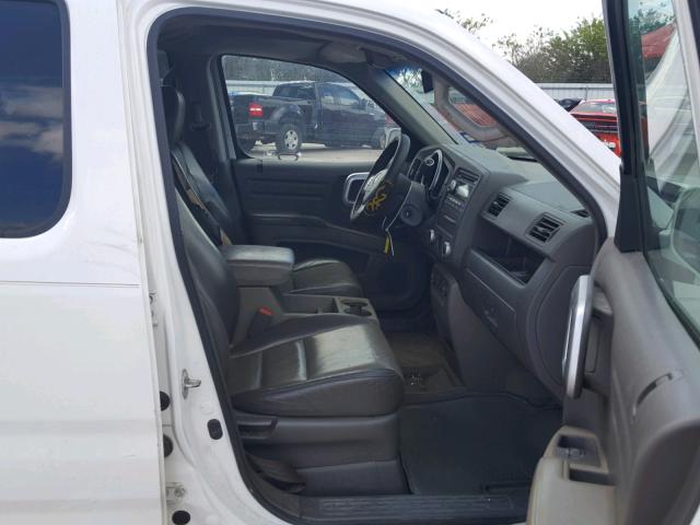 2HJYK16576H571281 - 2006 HONDA RIDGELINE WHITE photo 5