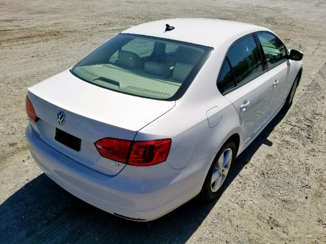 3VW3L7AJ5CM464369 - 2012 VOLKSWAGEN JETTA TDI WHITE photo 4