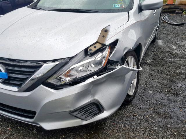 1N4AL3APXHC121966 - 2017 NISSAN ALTIMA 2.5 SILVER photo 9